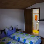 Haus Alpenrebe *