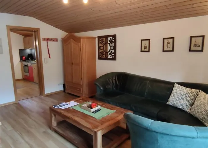 Haus Alpenrebe Apartamento *